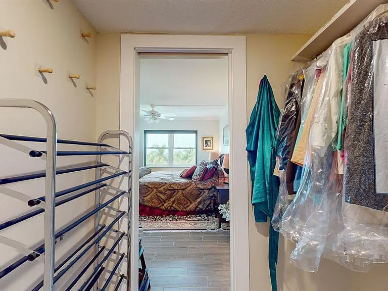 1120 N Shore Dr NE #501 — Photo 50