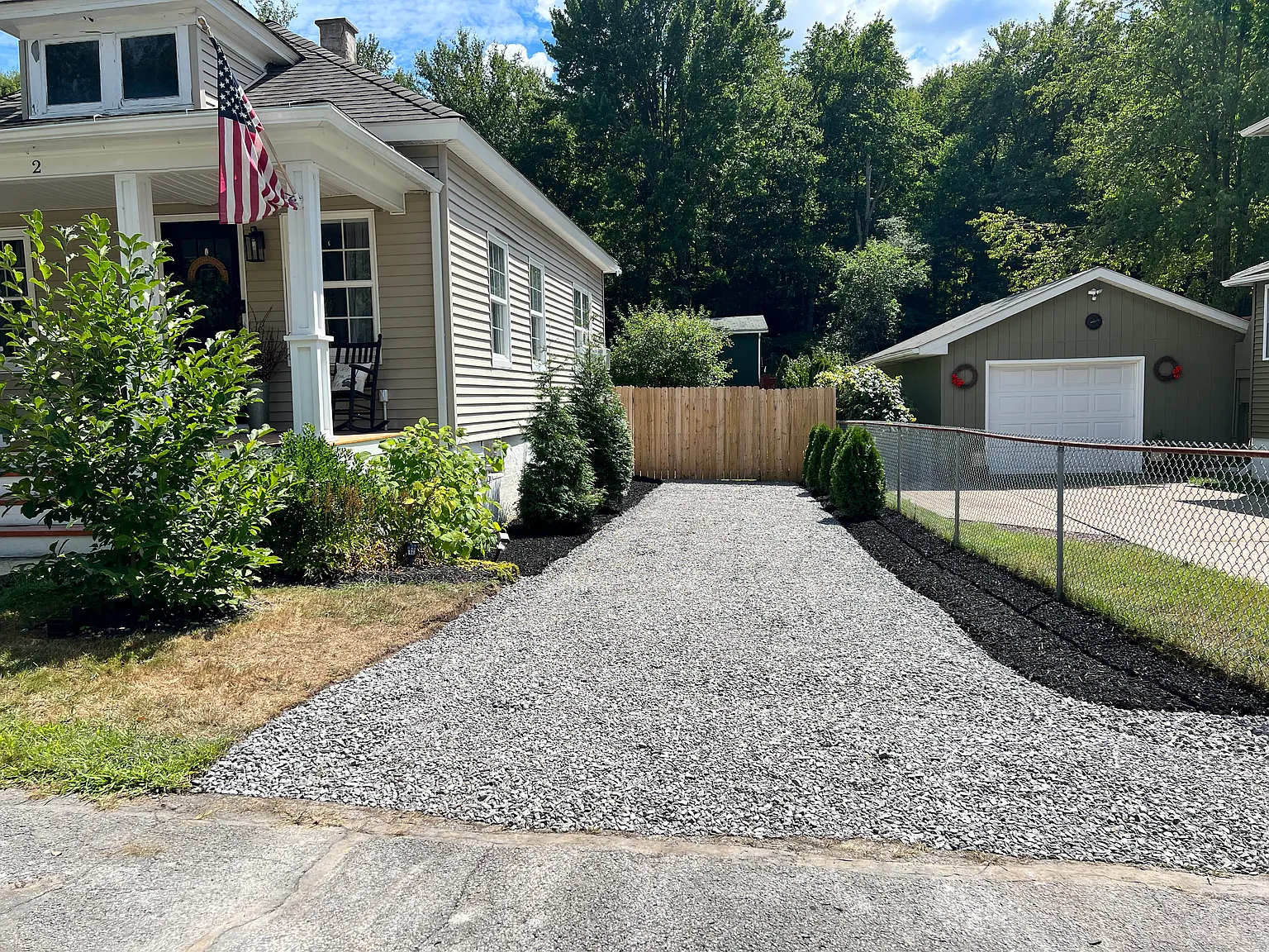 2 bed, 950 sqft, $1,950 — Photo 3