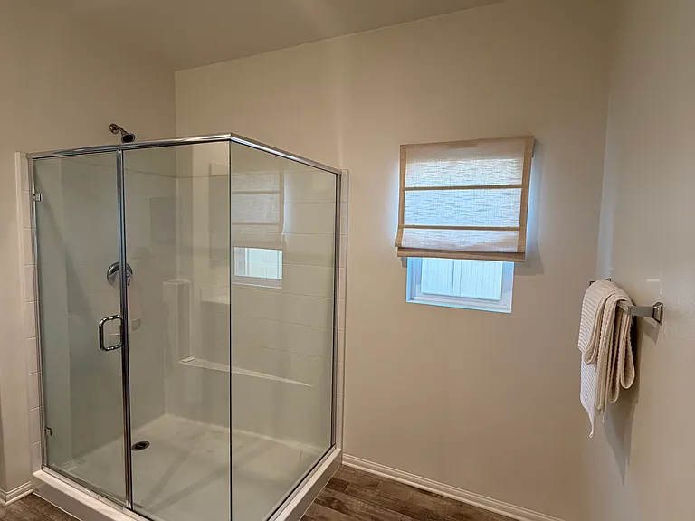549 Hydrangea St — Photo 8