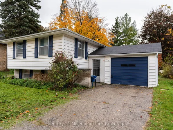 698 Gustavus St, Saugeen Shores, ON N0H 2C4
