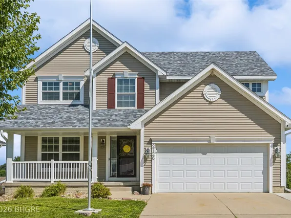 2726 Fayrdale Dr, Des Moines, IA 50320
