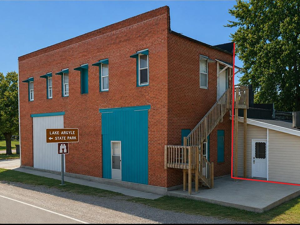 1st image of 119 N Coal St