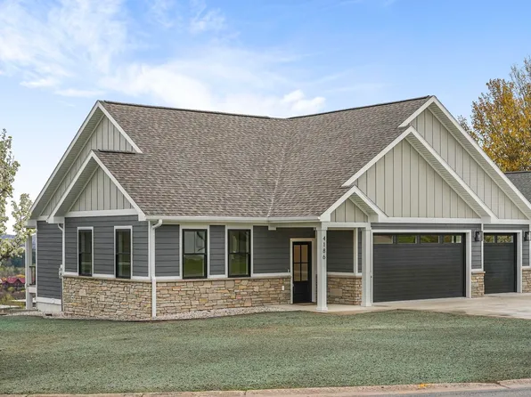 4186 Aquila Ct, Traverse City, MI 49684