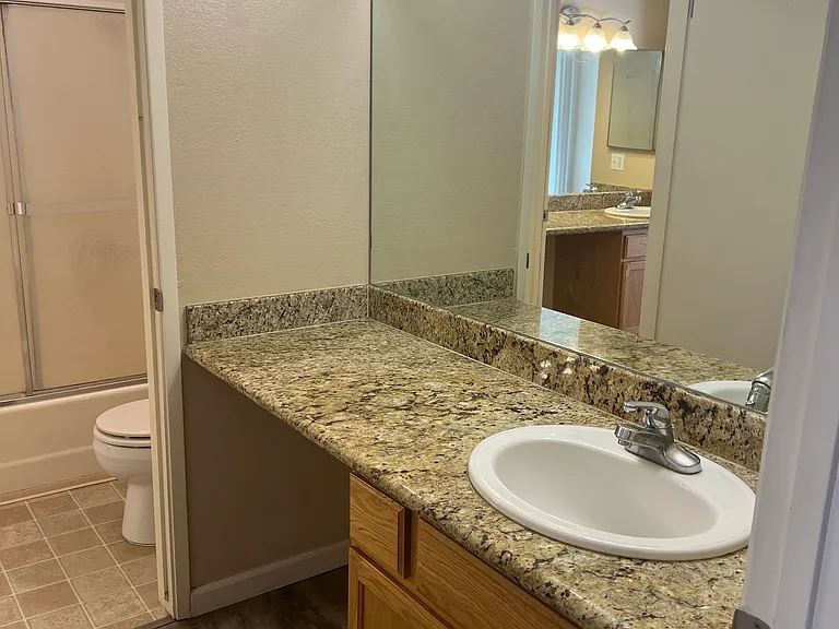 622 Arcadia Dr — Photo 12