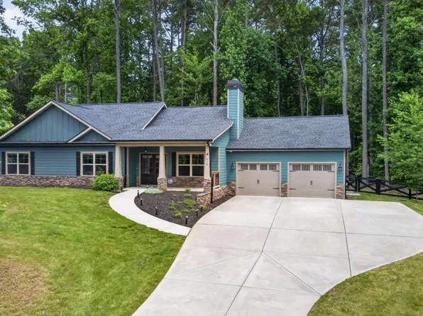 218 Sunset Cv, Ellijay, GA 30540