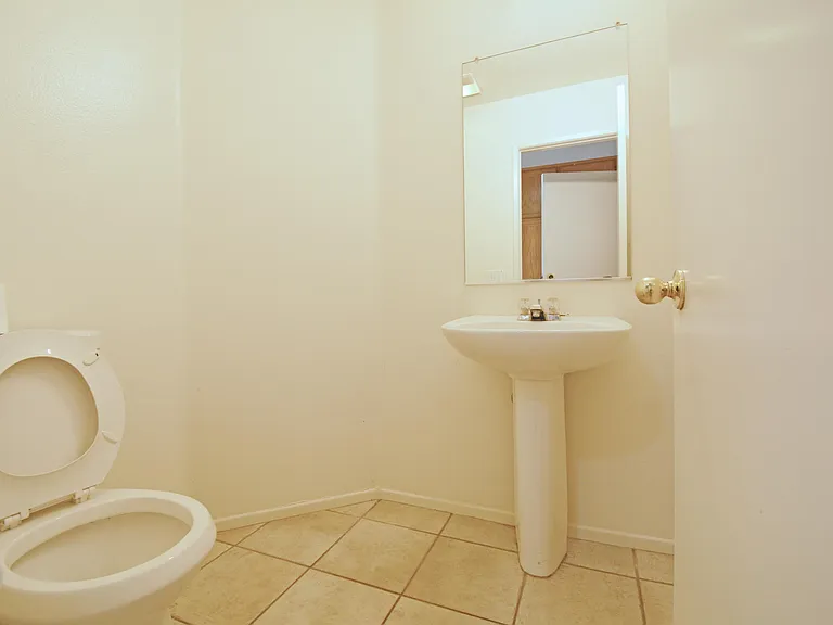274 Settlers Rd — Photo 13