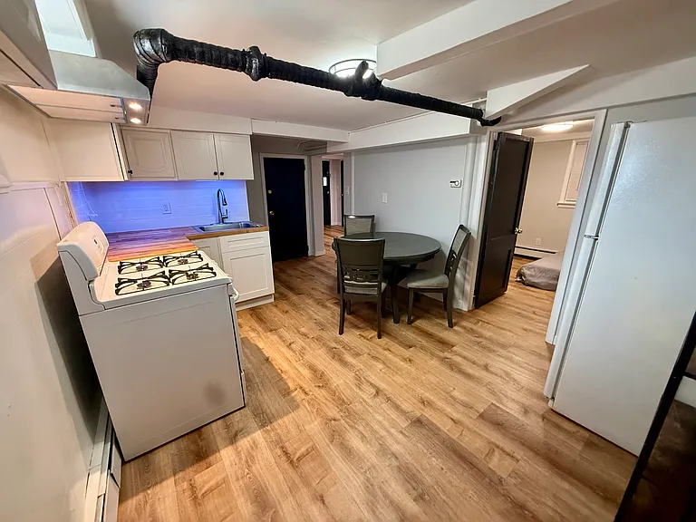 80 Malcolm Ave #1 — Photo 10