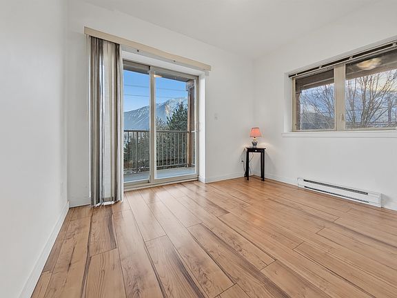 3rd image of 1411 Portage Rd #208