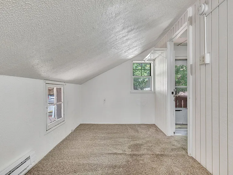 617 Manitou Ave — Photo 29