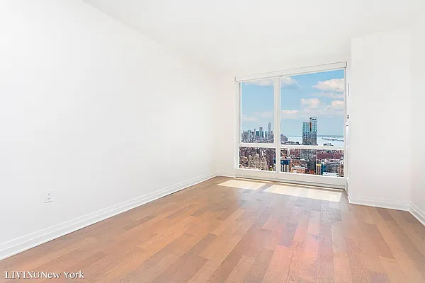 Rented by Living New York | media 46