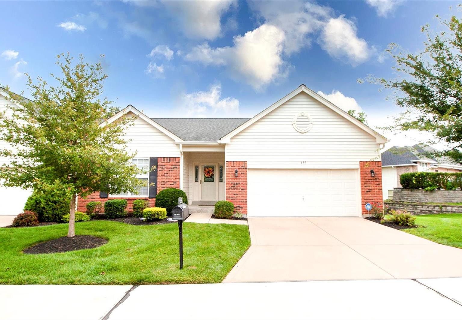 635 Kerryton Place Cir, Ballwin, MO 63021 Zillow