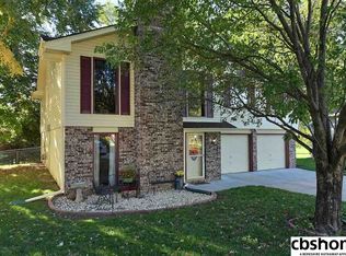 5613 N 116th Avenue Cir, Omaha, NE 68164