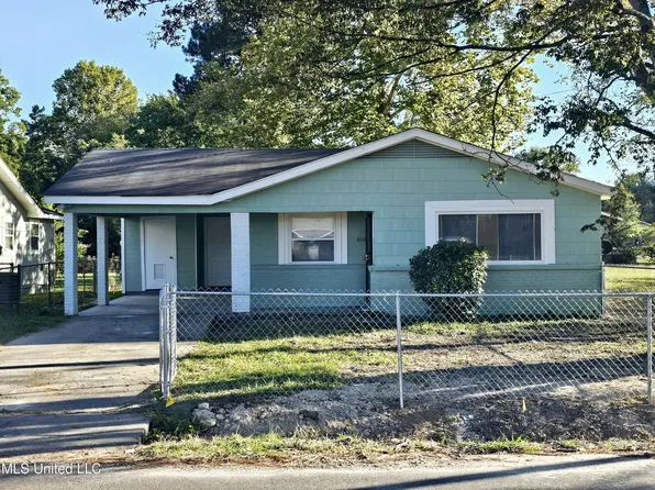 606 S Martin Luther King Dr, Canton, MS 39046