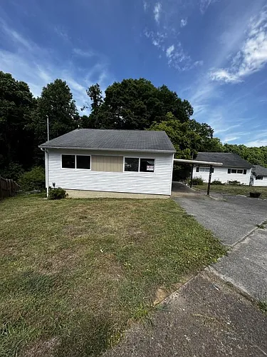 111 Jellico Ln Photo 1