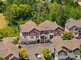 615 NW Lost Springs Ter UNIT 102, Portland, OR 97229