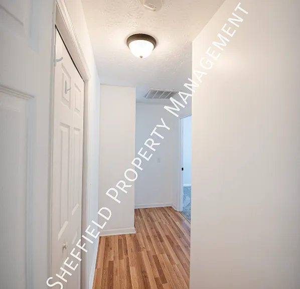3008 Thornberry Cir — Photo 9