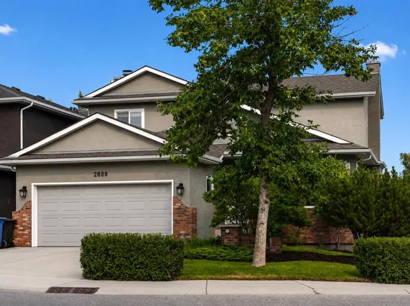 2888 W Signal Hill Dr SW, Calgary, AB T3H 2V1