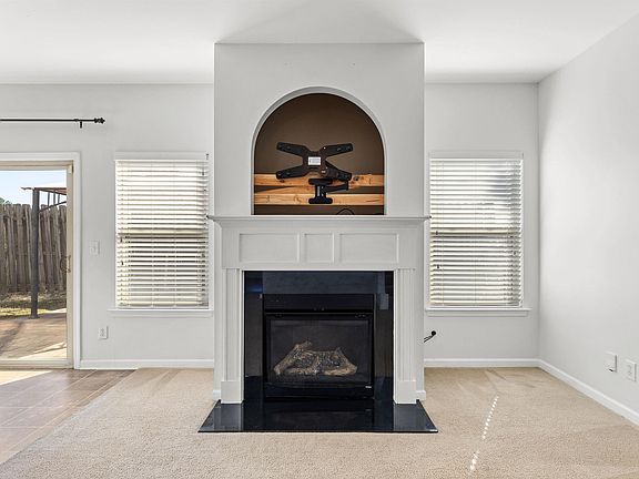 5th image of 2056 Kensington Ct