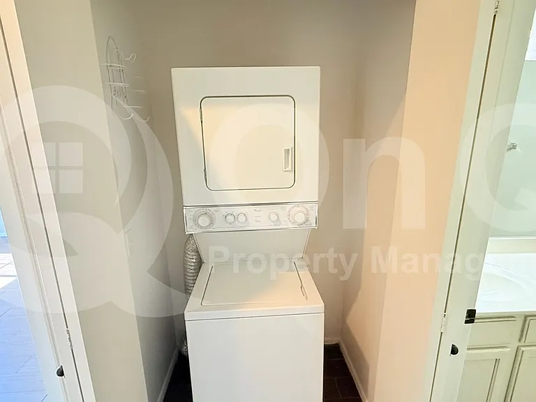 1633 E Lakeside Dr #80 — Photo 10