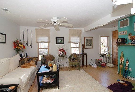 2nd image of 109 N Barton St