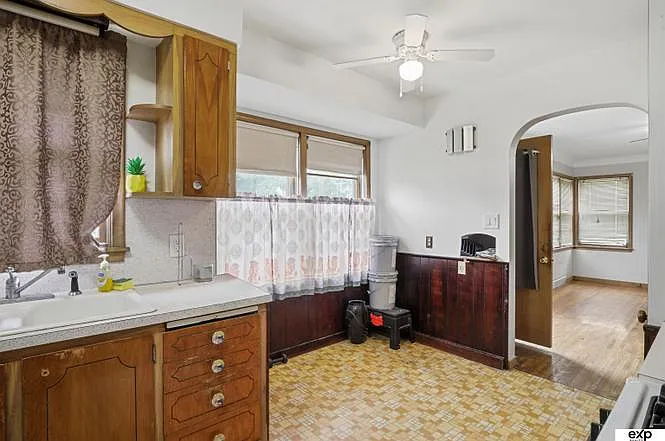 3502 Drexel St — Photo 11
