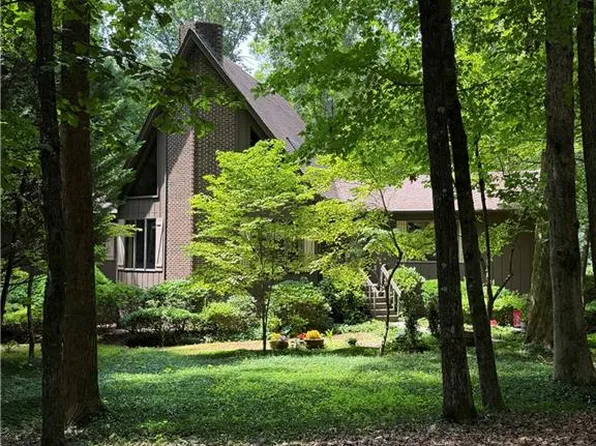 4401 Oakview Dr, Trinity, NC 27370
