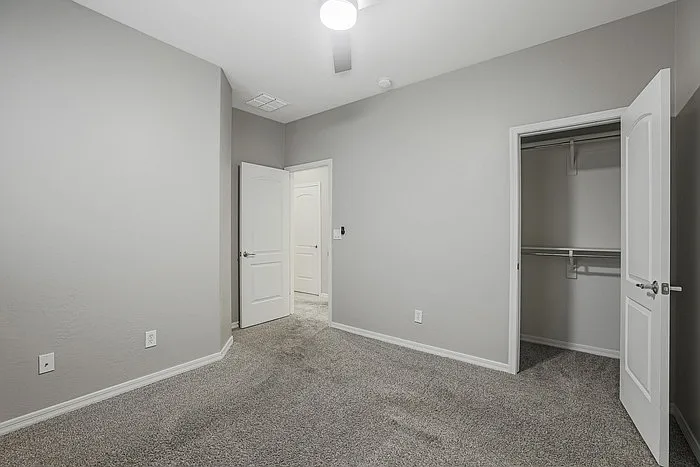 1622 W Big Oak St — Photo 17