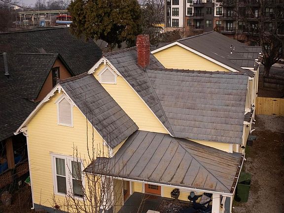 5th image of 229 Walker Ave NE