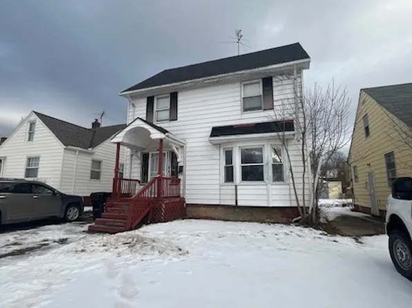 3923 E 153rd St, Cleveland, OH 44128