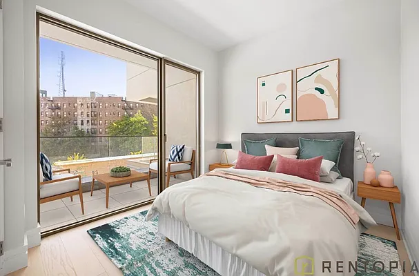 Bedroom, photo 1