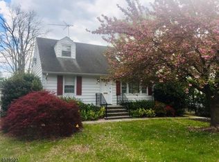 34 Glenbrook Rd, Morris Plains, NJ 07950