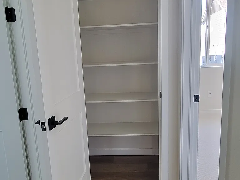 11732 Amplify Cir — Photo 31