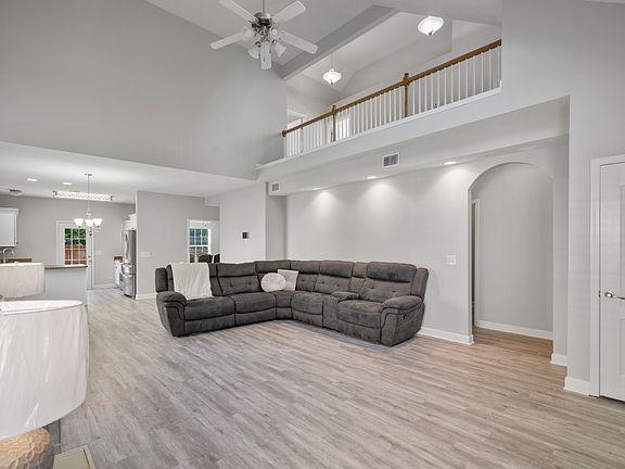 5th image of 119 Sundown Dr