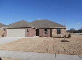 334 Drewrys Bluff Rd, Fayetteville, AR 72704