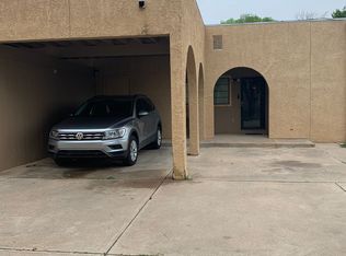 1032 Mockingbird Ln APT B, Clovis, NM 88101