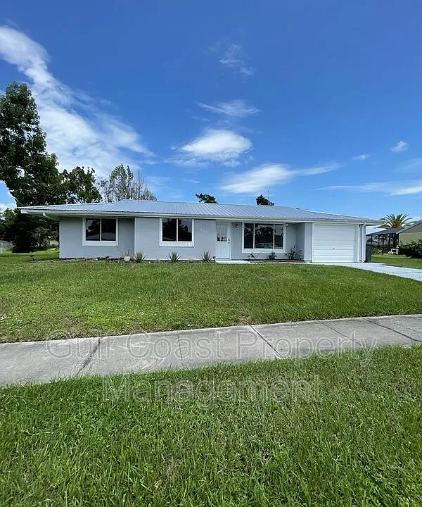 3365 Avanti Cir