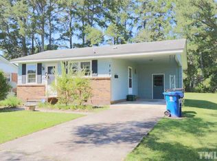 707 1st Ave, Selma, NC 27576