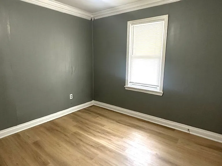 2632 W Lincoln St — Photo 9