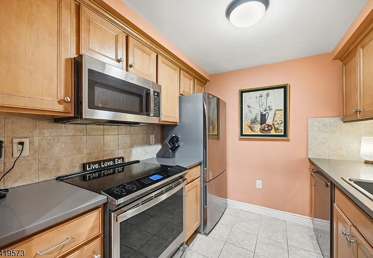 7 Prospect St #410 — Photo 15