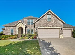 2284 Riverwater Ln, Fayetteville, AR 72703