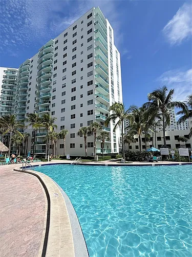 3901 S Ocean Dr Photo 1