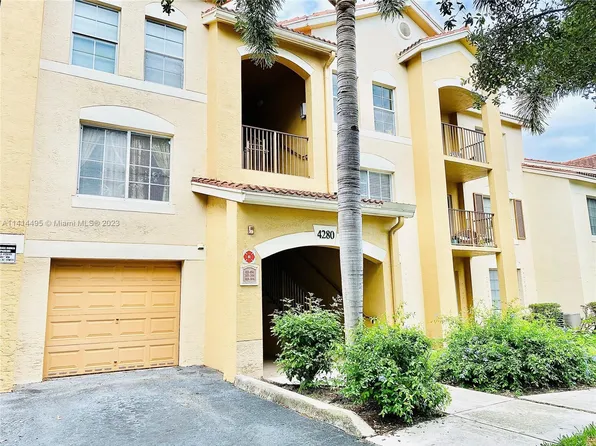 4280 San Marino Blvd APT 106, West Palm Beach, FL 33409