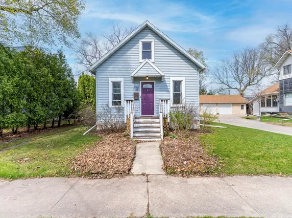 123 Harrison St, Neenah, WI 54956