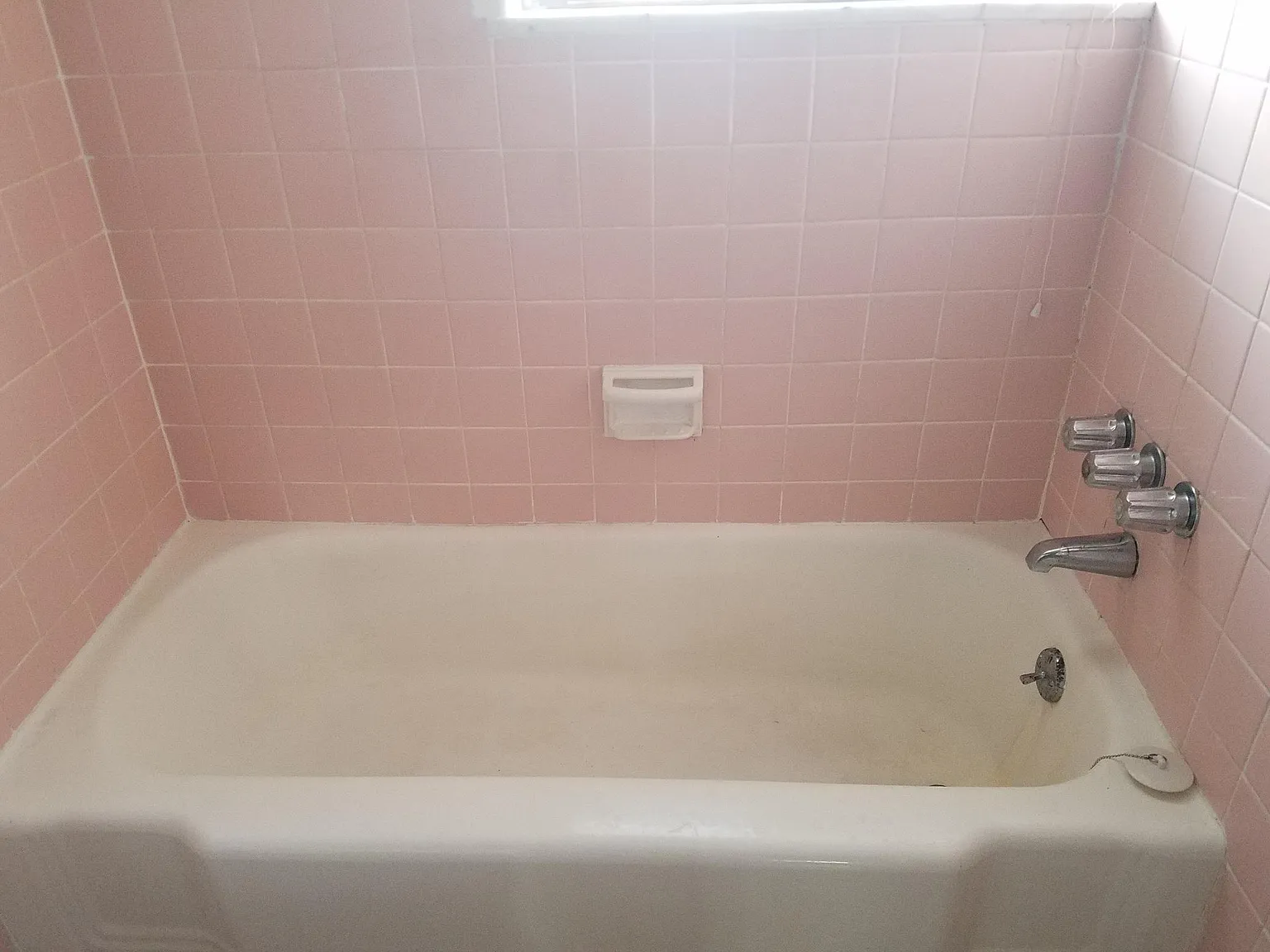 1 bed, 750 sqft, $975 — Photo 2
