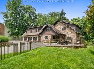 1582 Pine Hill Rd, Charleston, WV 25314