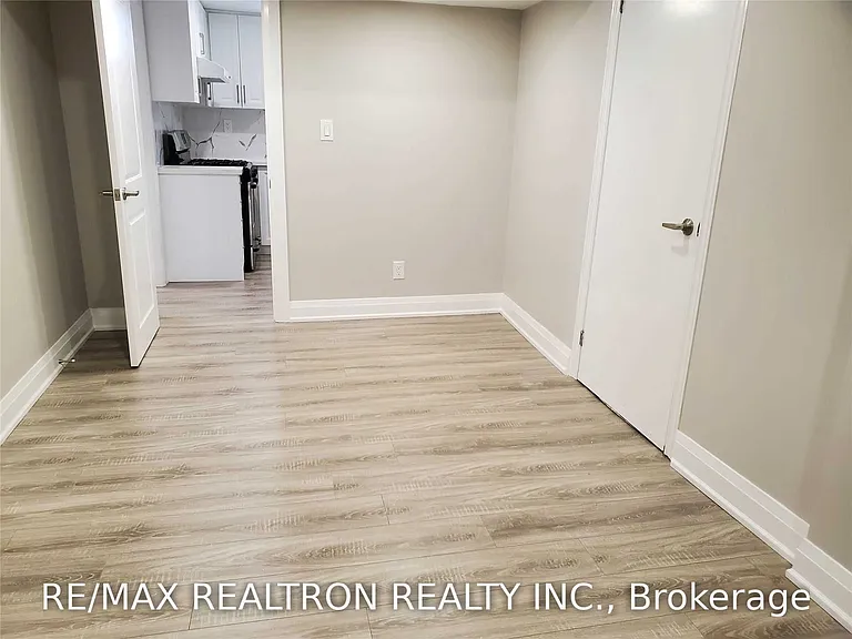 6 Lilley Ct #1 — Photo 6