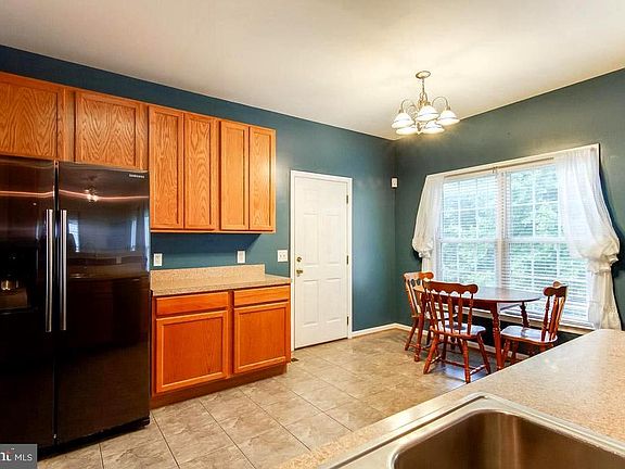5th image of 9608 Mary Ts Ct