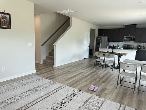 7112 Stratified Ct Photo 1