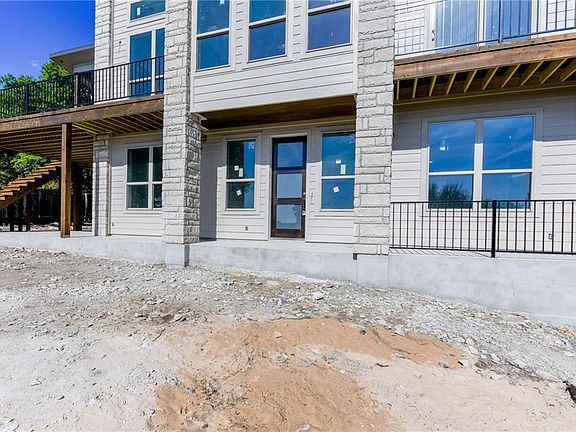 5th image of 601 Deckhouse Dr