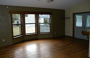 5th image of 1164 E McKinley St